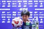 赛前|李霄鹏：明天比赛对两队都非常困难 希望双方都发挥最好水平
